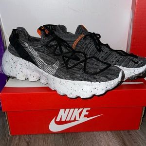 Nike space hippie 04